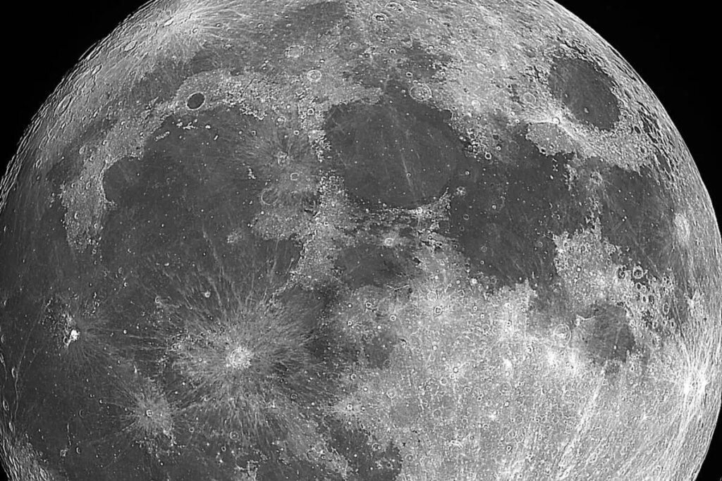 Superlua gigante desafia o tempo em Curitiba. Vai dar pra ver?