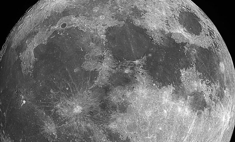 Superlua gigante desafia o tempo em Curitiba. Vai dar pra ver?