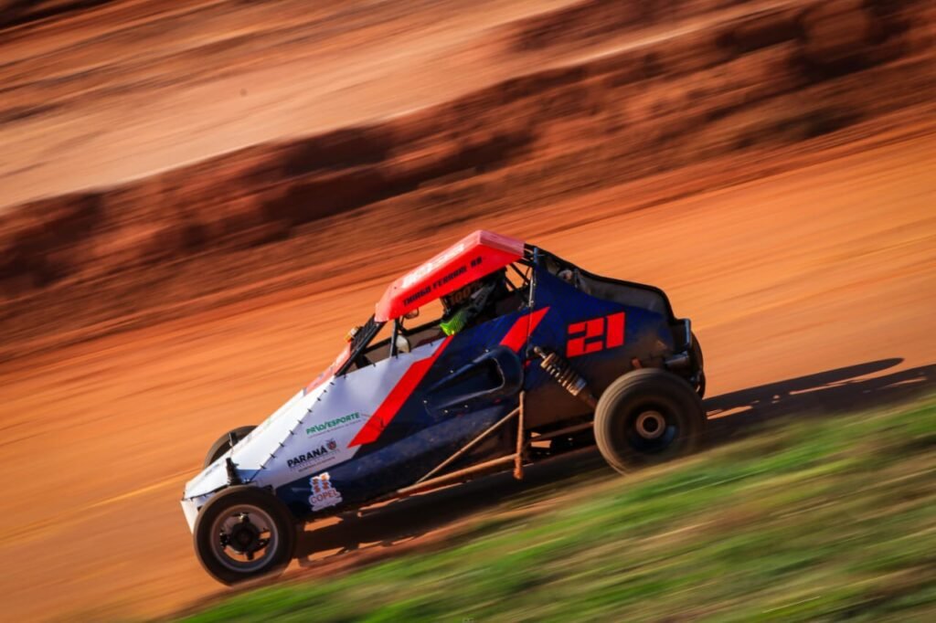 Toledanos disputam o Brasileiro de Kartcross