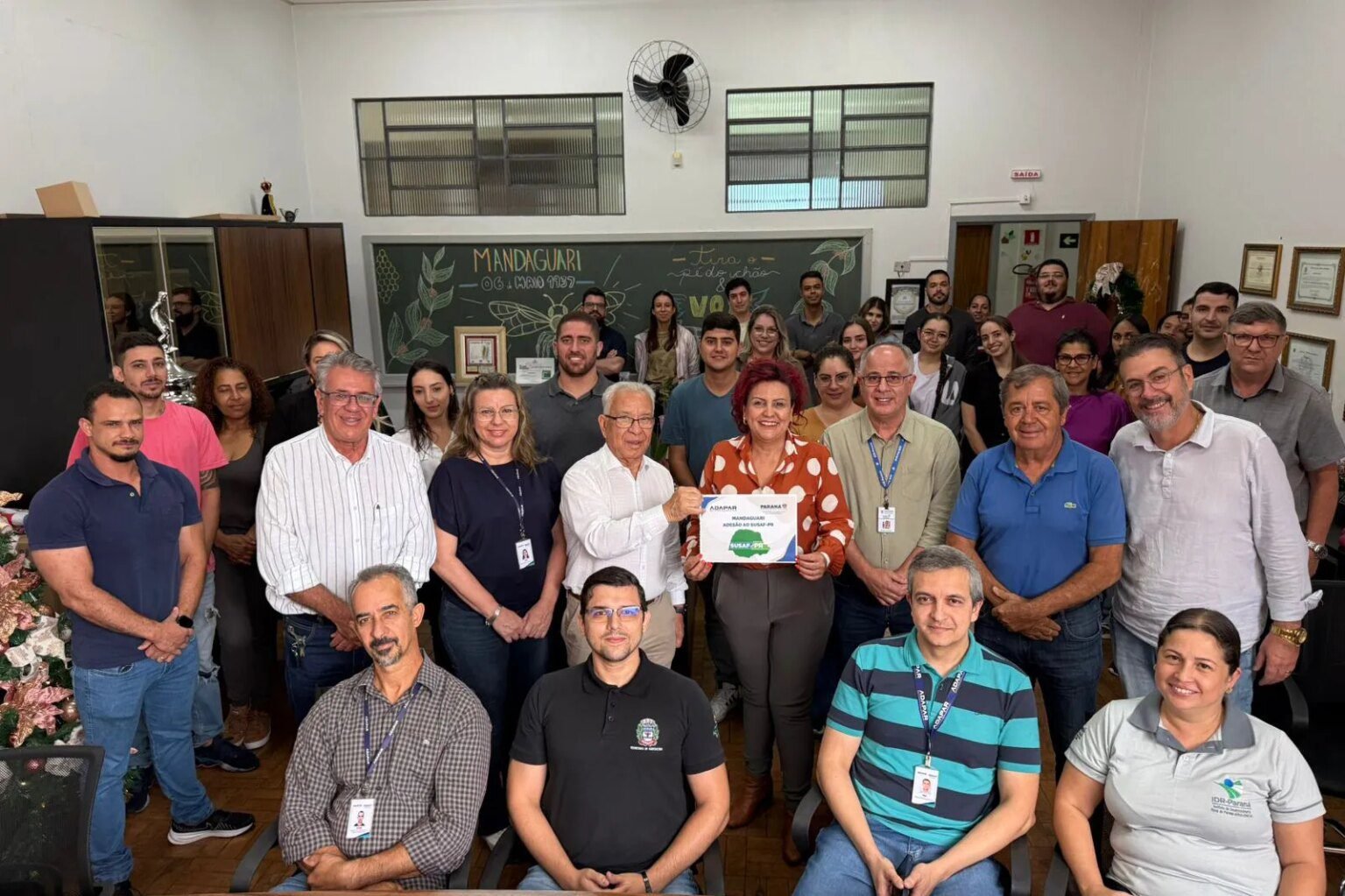 Adapar certifica agroindústria e município para venda de alimentos Adapar certifica agroindústria e município para venda estadual de alimentos
