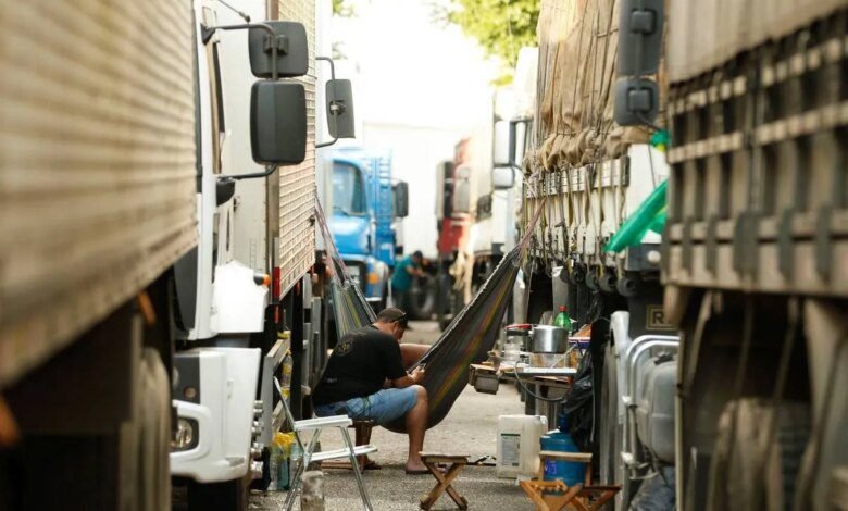 Greve dos caminhoneiros? Mobilização está marcada para esta quinta