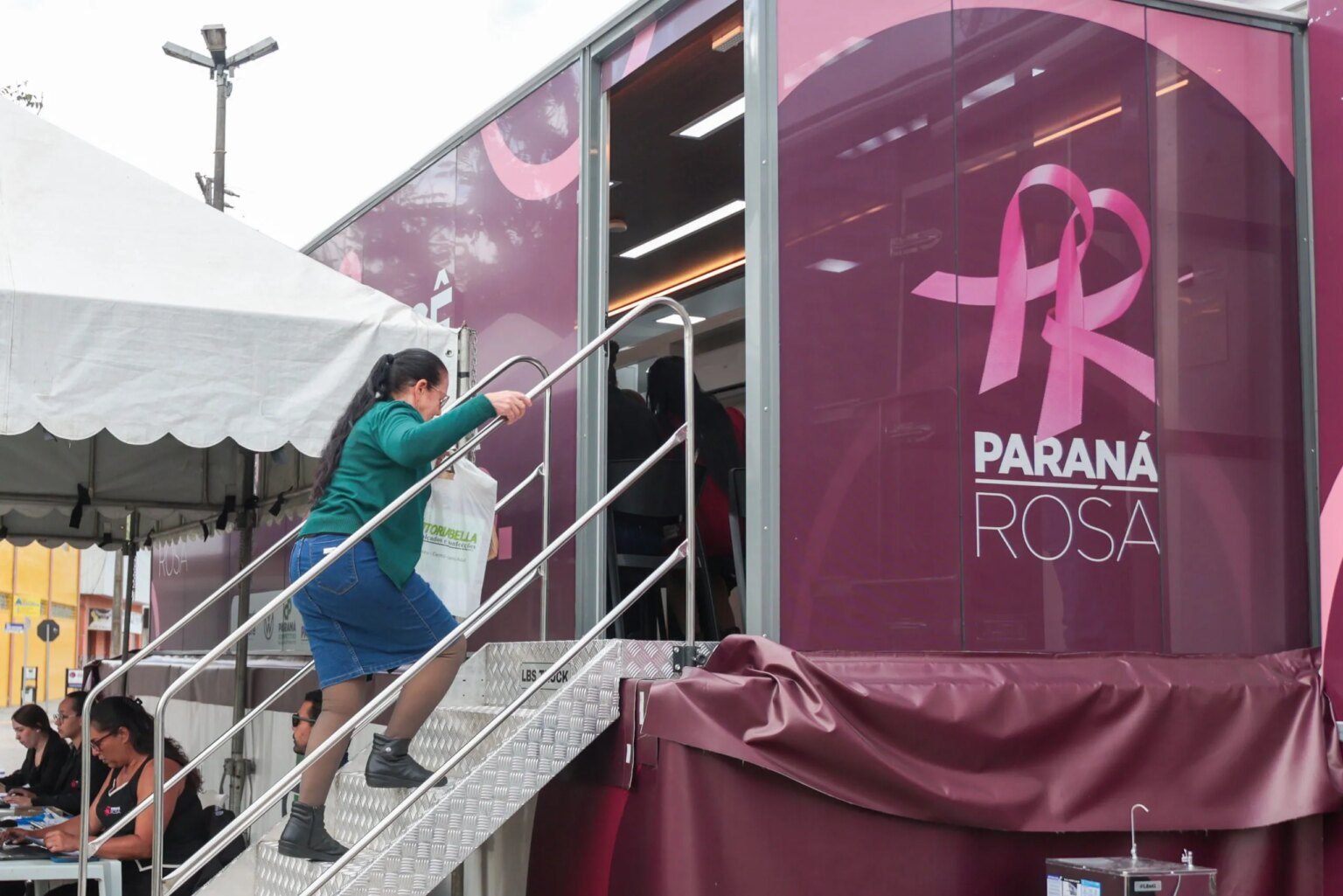 Carreta Saúde da Mulher faz última parada em Morretes, Paraná Carreta Saúde da Mulher chega a Morretes em sua última parada no Paraná