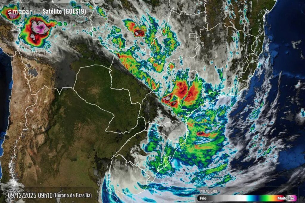 Ciclone extratropical deve deixar Curitiba em breve Ciclone Extratropical tem data para sair e melhorar o tempo em Curitiba