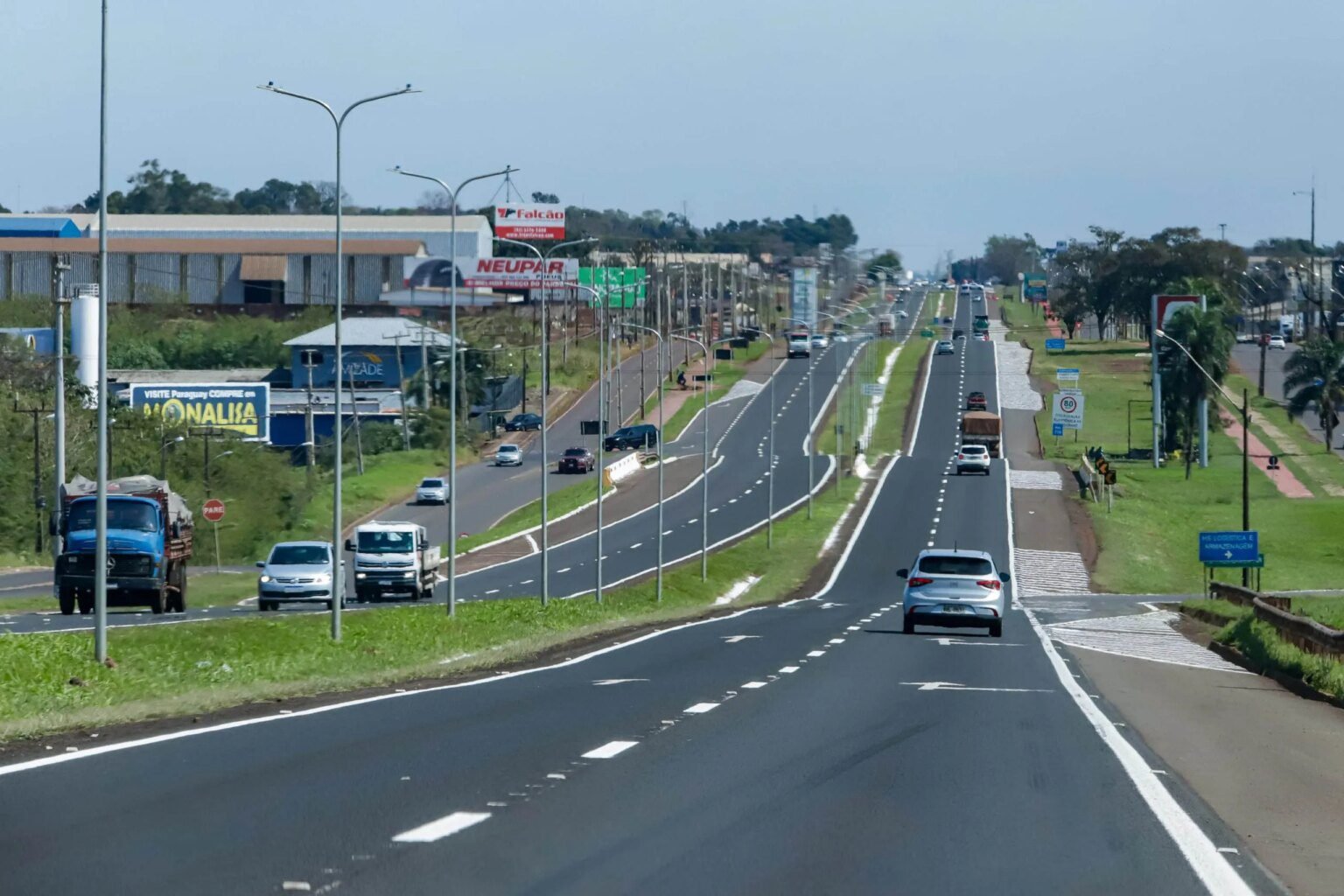 Emplacamentos de veículos no Paraná crescem 20% em novembro