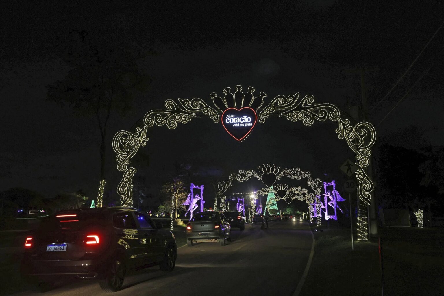 Curitiba 2025: novas atrações gratuitas no Natal começam na terceira semana Natal de Curitiba 2025 inicia terceira semana com novas atrações gratuitas