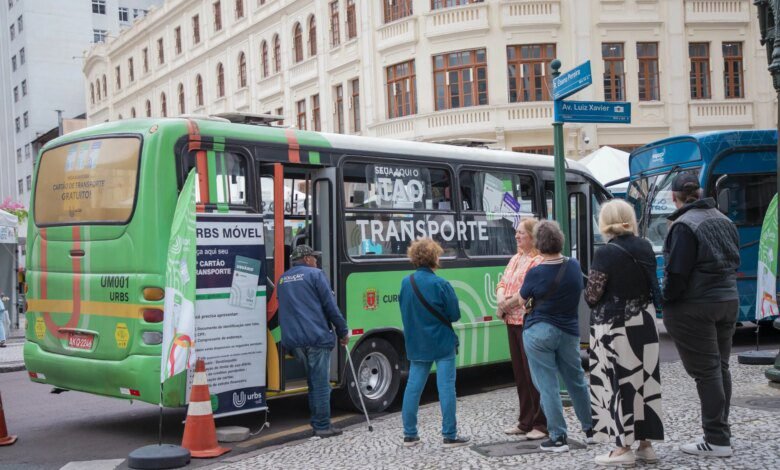 Prefeitura de Curitiba oferece serviços itinerantes em diversos pontos da cidade