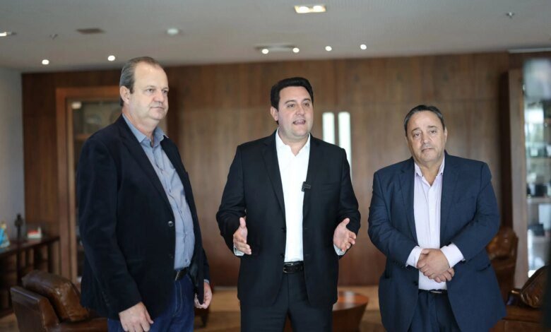 Governo do PR propõe incorporação da Uniuv pela Unespar