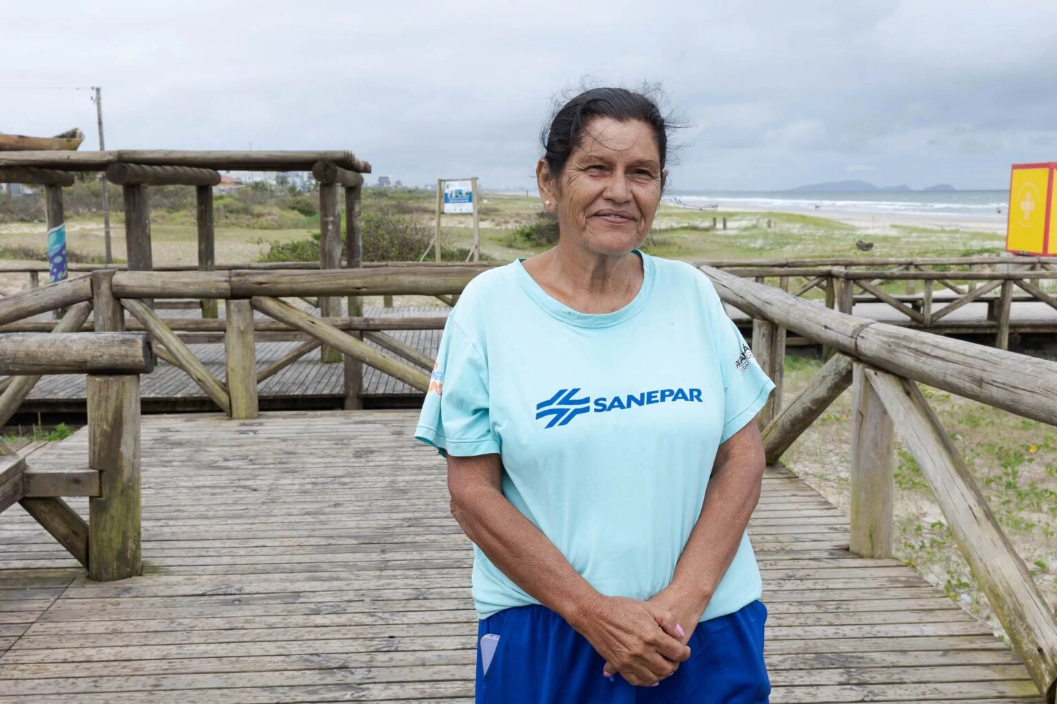 Limpeza das praias do Paraná inicia em 19 com 181 trabalhadores Limpeza das praias do Paraná começa dia 19 com 181 contratados