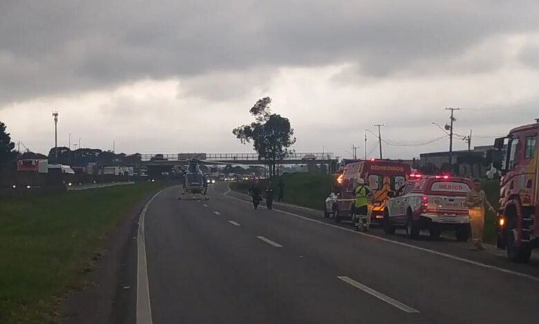 motociclista é socorrido de helicóptero