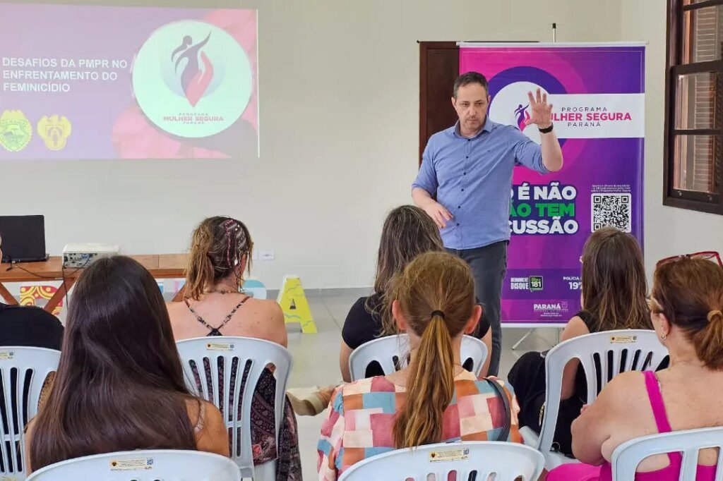 Mulher Segura Paraná aborda prevenção ao feminicídio em Guaratuba Programa Mulher Segura Paraná discute prevenção ao feminicídio em Guaratuba