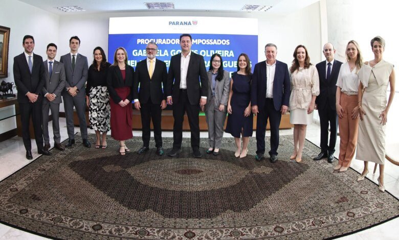 Paraná empossa quatro novos procuradores após concurso público