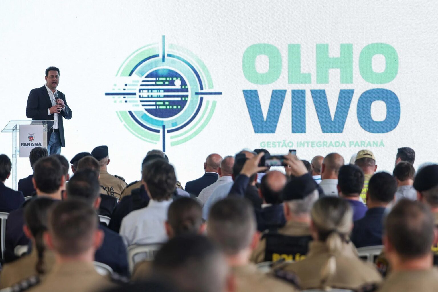Paraná inicia nova fase do Olho Vivo com inteligência artificial Paraná lança nova etapa do Olho Vivo com inteligência artificial