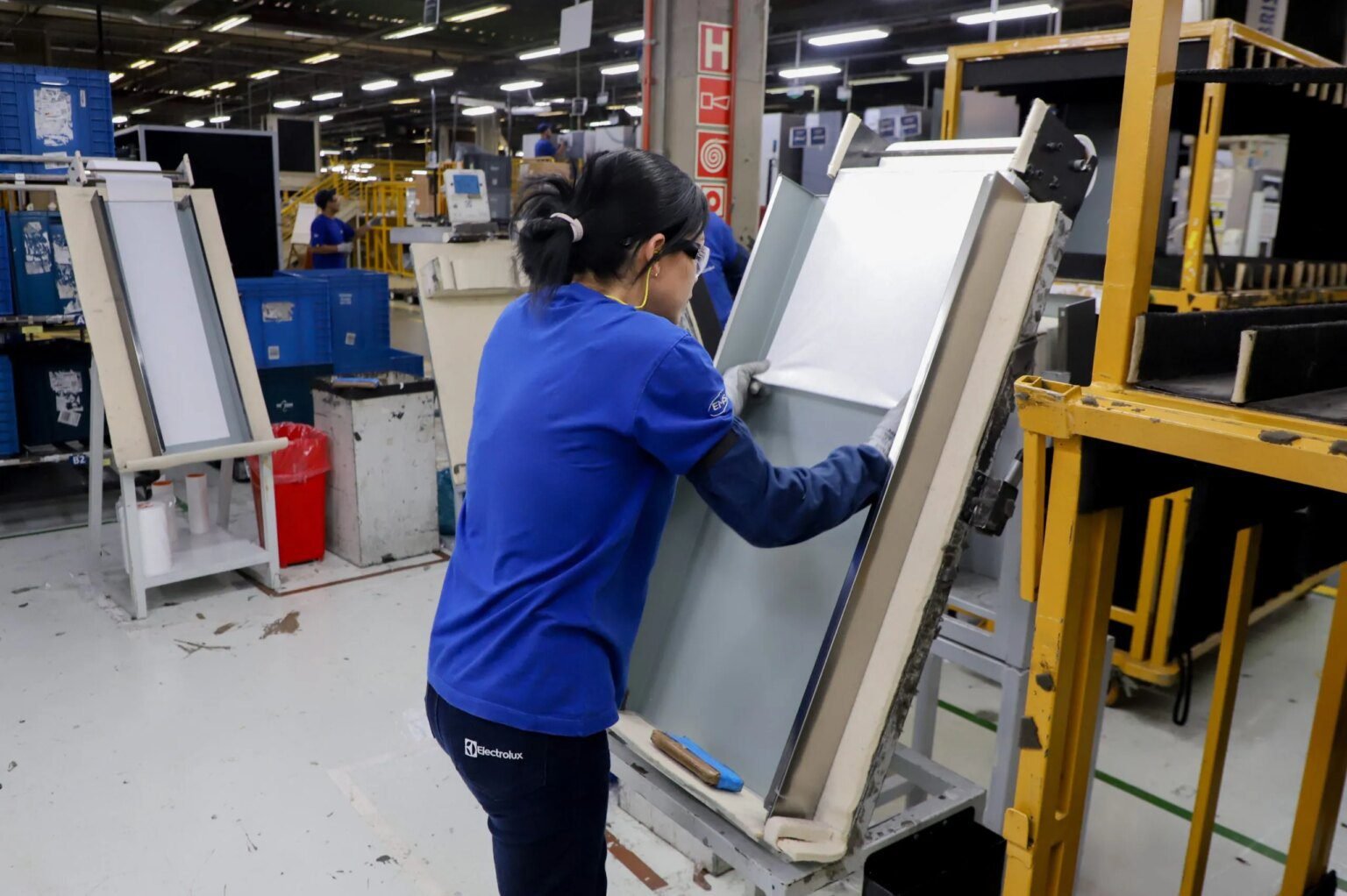 Paraná registra 27.158 novas vagas de emprego em dezembro Paraná bate recorde com 27.158 vagas de emprego em dezembro