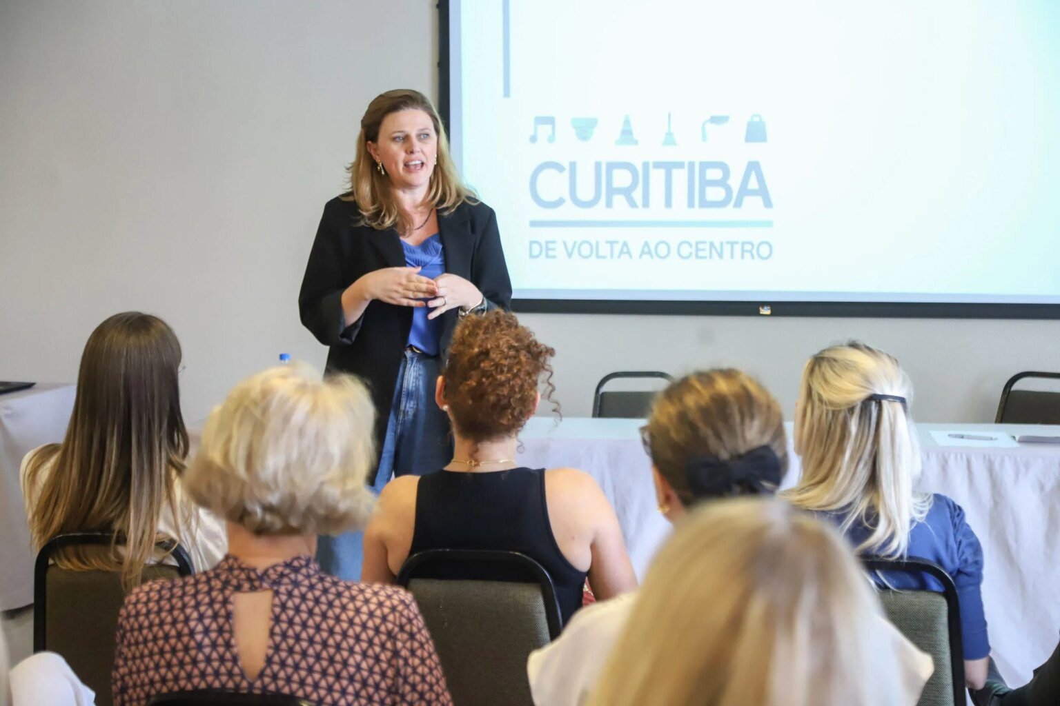 Prefeitura apresenta programa de revitalização do Centro para setor hoteleiro