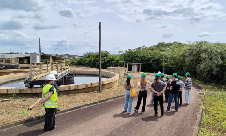 Universitários participam de programa com foco em saneamento - O Paraná